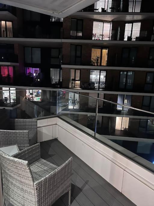 Stylish Apartment Docklands London Exterior foto